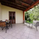 شقة L'oasi Nello Zingaro *