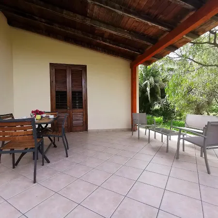 Apartmán L'oasi Nello Zingaro *