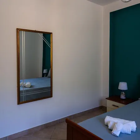 L'oasi Nello Zingaro Apartment *